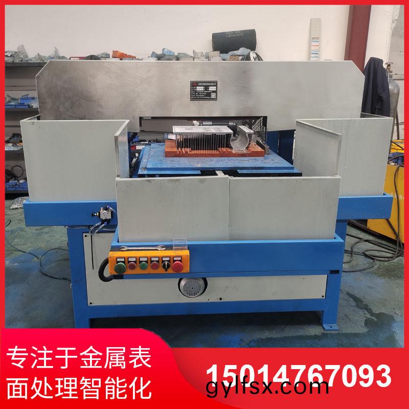 鋁(lv)材直(zhi)紋(wen)拉絲機生(sheng)産供應